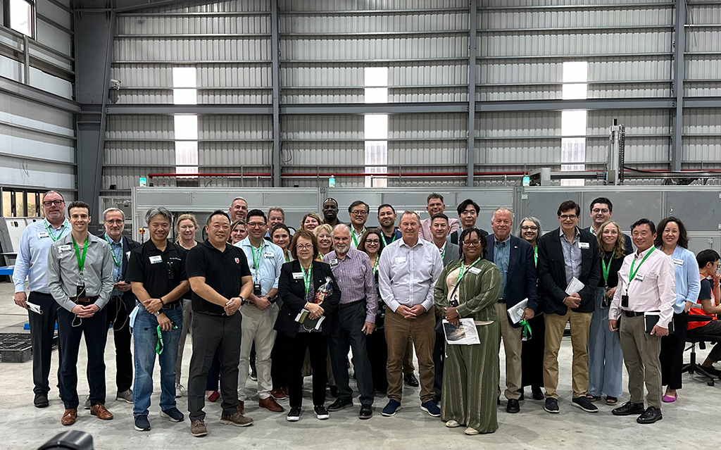 加州環保與經濟基金會（CFEE）及立法代表團訪台參觀鴻躉技術，進一步促進臺美在環境保護與循環經濟領域的合作交流。