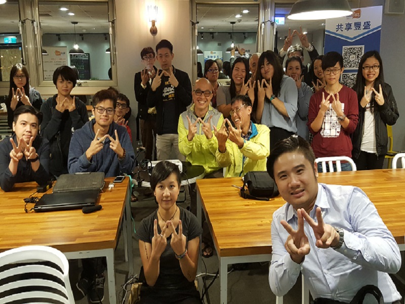 青年創業及圓夢網--#45 WorkFace例會 用旅心，讓台灣連結世界 | FRNCi 創辦人 李品汶