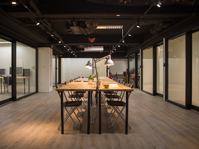 KICK OFF Coworking Space 共同工作空間